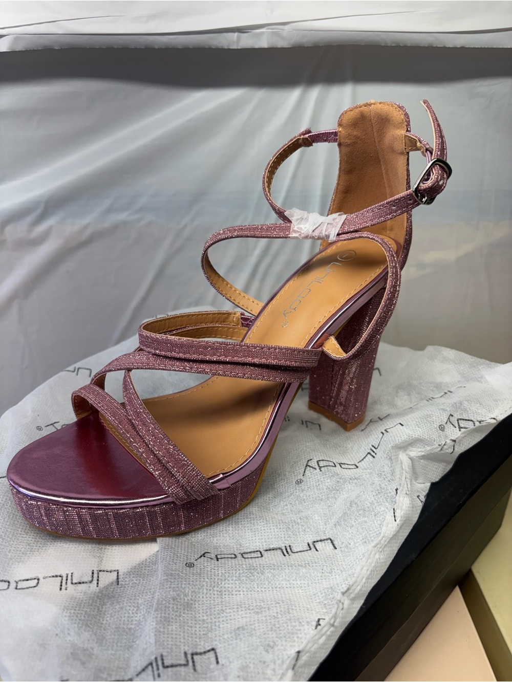 Strappy Glitter Block Heel Sandal in Dusty Rose